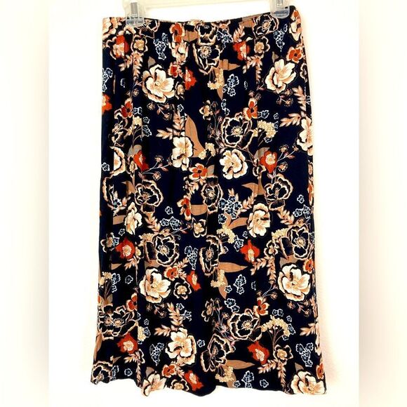 Shyanne Country, Wear It, Mean it NWOT floral midi button down Skirt - Picture 2 of 10